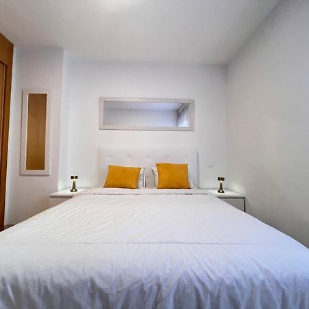 Fabuloso Apartamento Completo Centro Ciudad Mostoles Luaran gambar