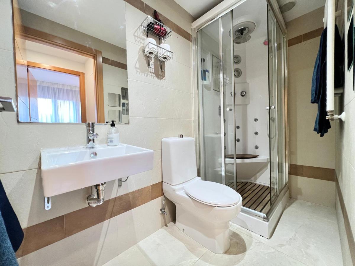 Fabuloso Apartamento Completo Centro Ciudad Mostoles Luaran gambar