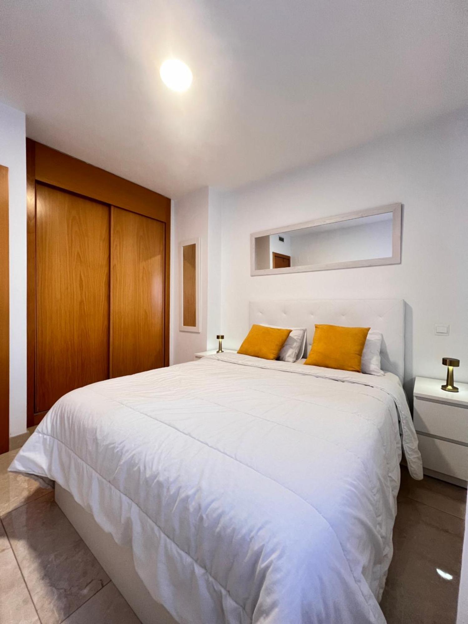 Fabuloso Apartamento Completo Centro Ciudad Mostoles Luaran gambar