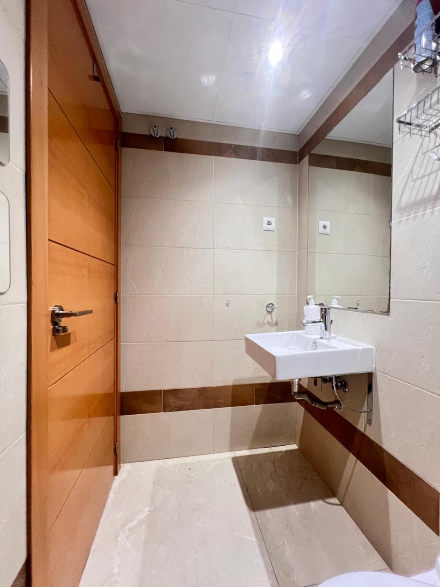 Fabuloso Apartamento Completo Centro Ciudad Mostoles Luaran gambar