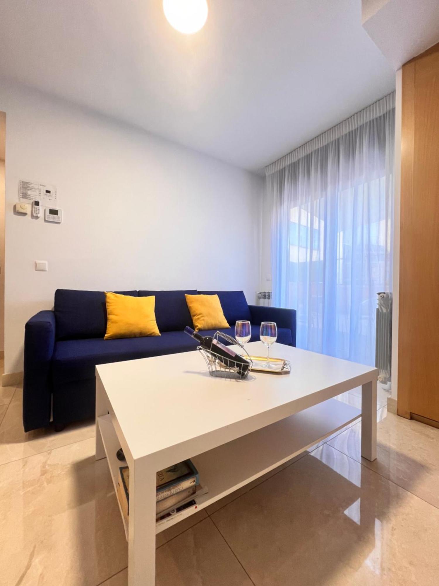 Fabuloso Apartamento Completo Centro Ciudad Mostoles Luaran gambar